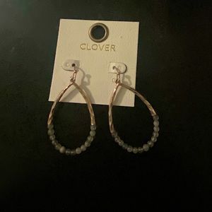 Dangle earrings